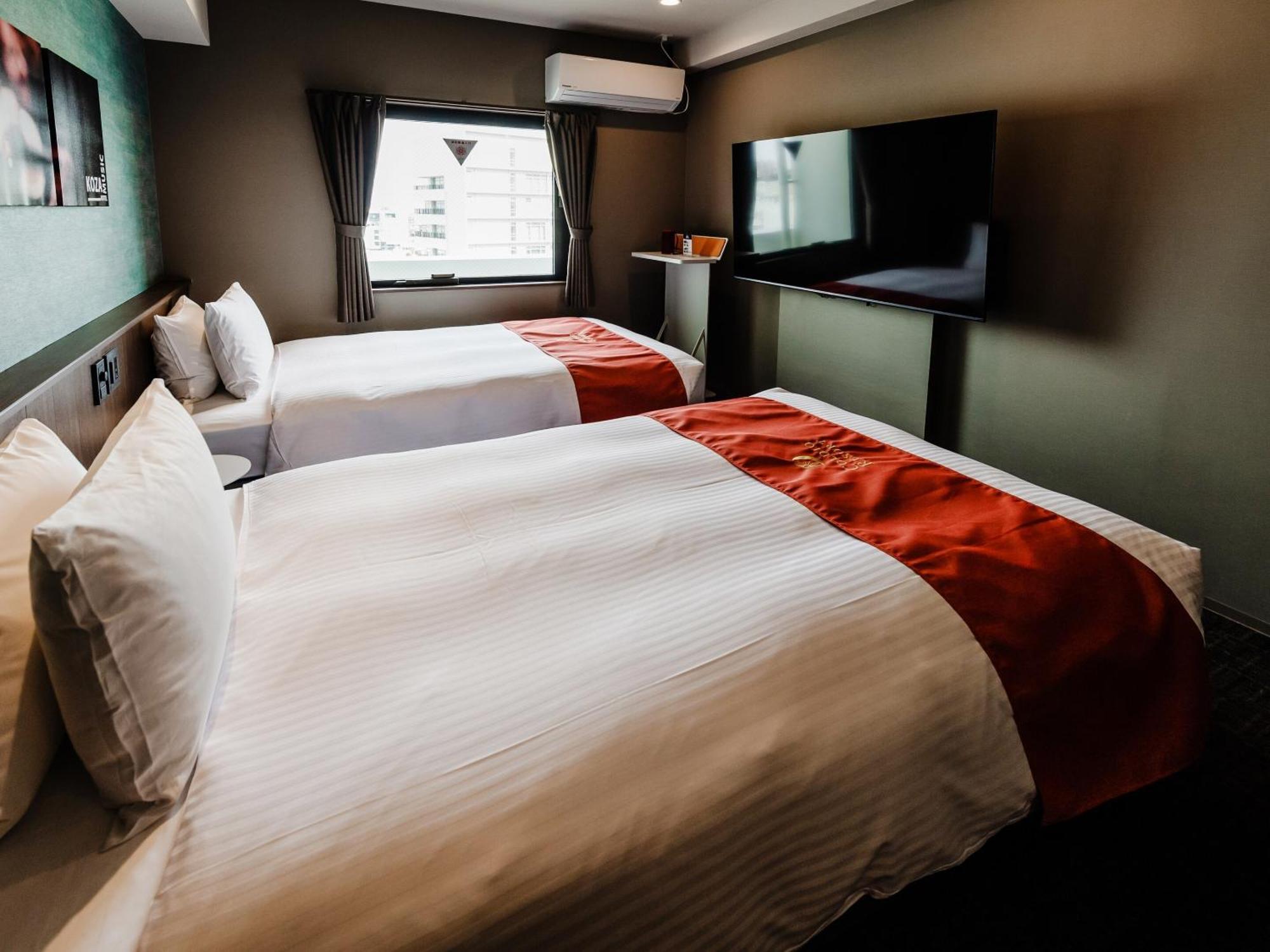 Music Hotel Koza By Coldio Premium Okinawa Bagian luar foto