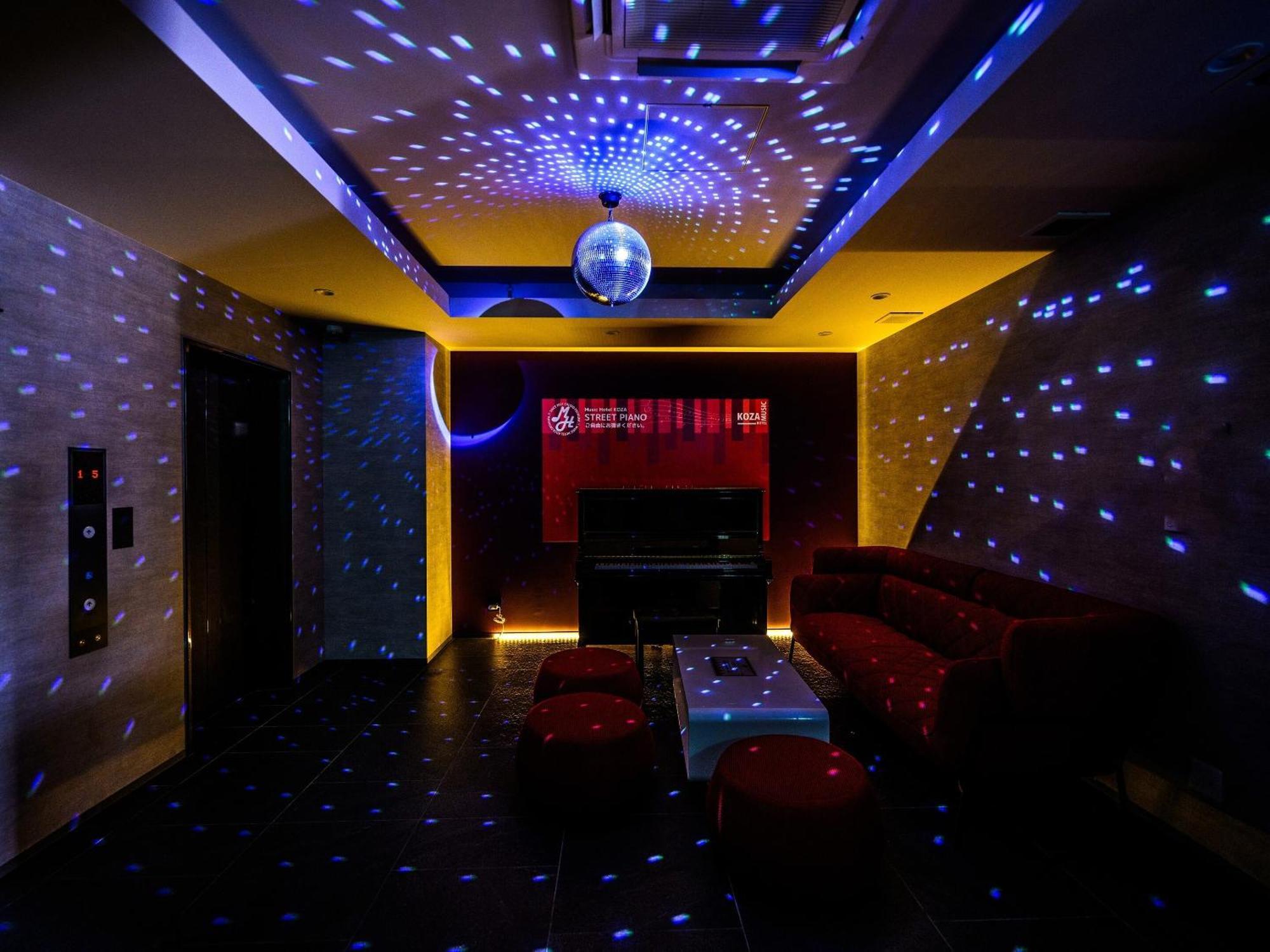 Music Hotel Koza By Coldio Premium Okinawa Bagian luar foto
